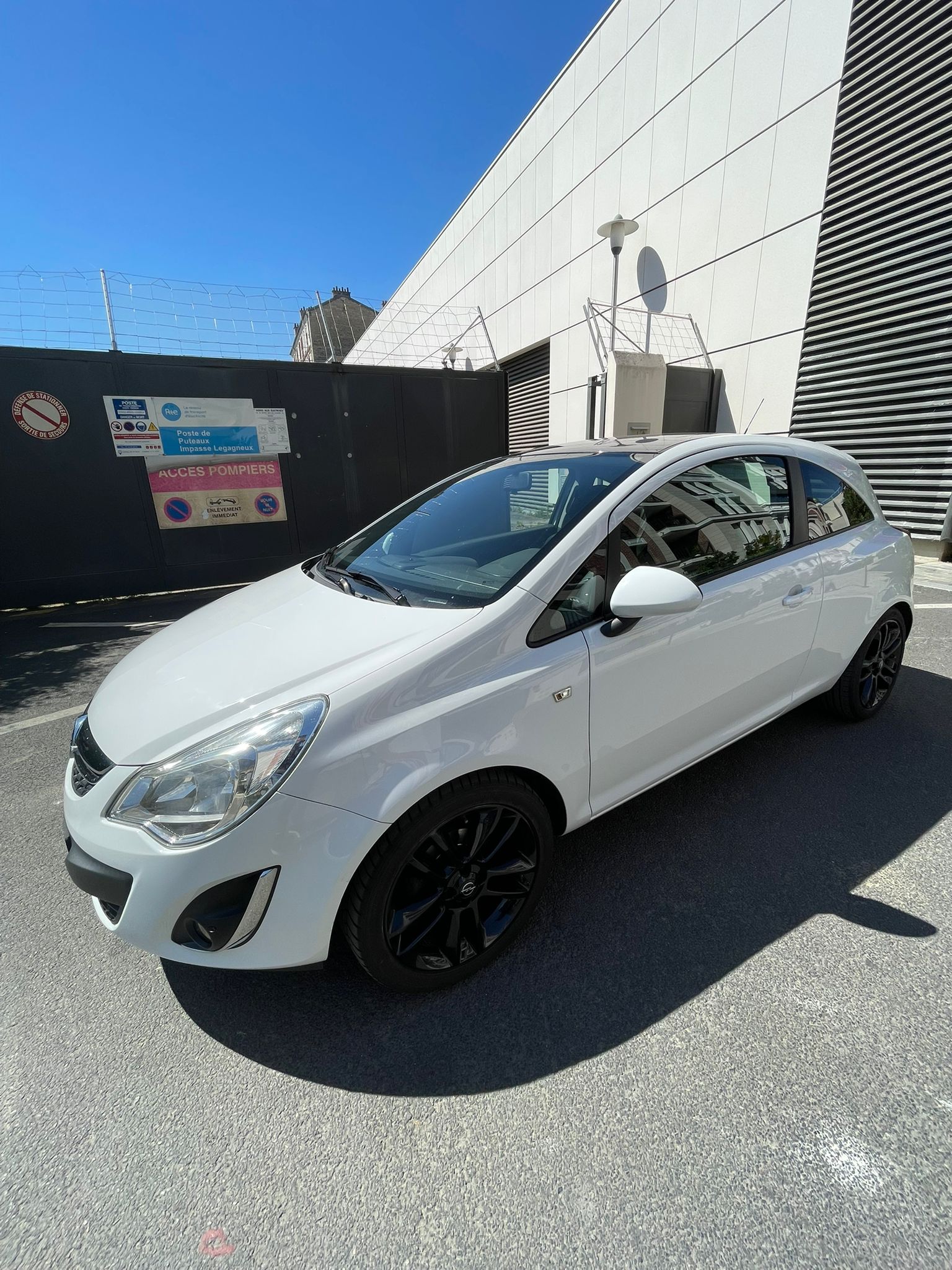 Opel Corsa Color Edition